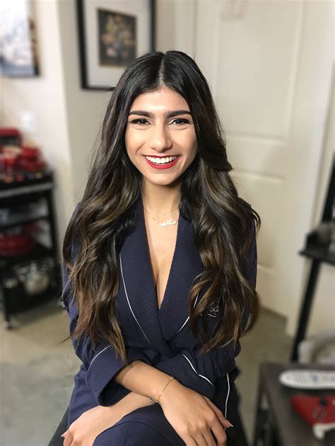 fotos da mia khalifa|Mia K. (@miakhalifa) • Instagram photos and videos